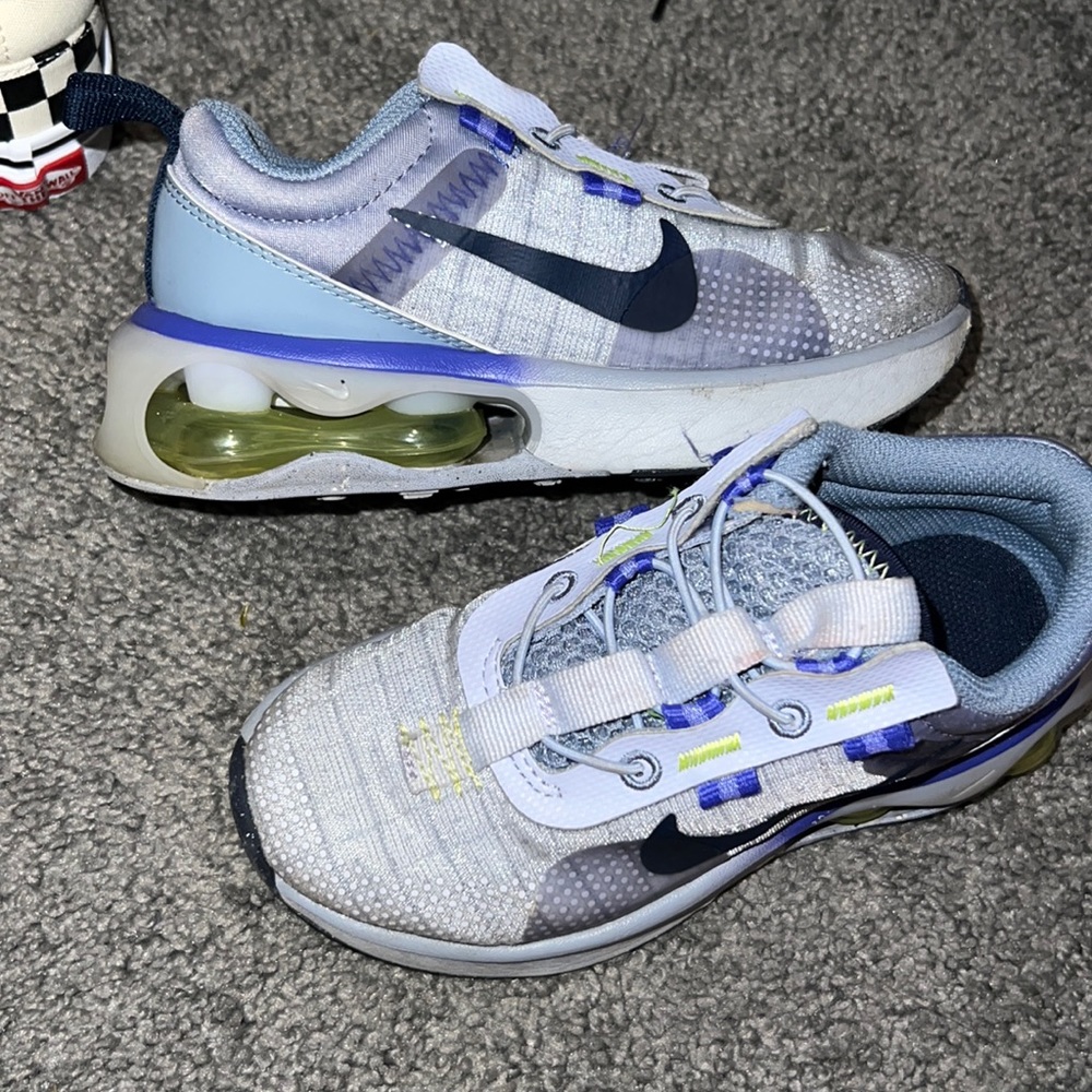 Nike toddler shoes
